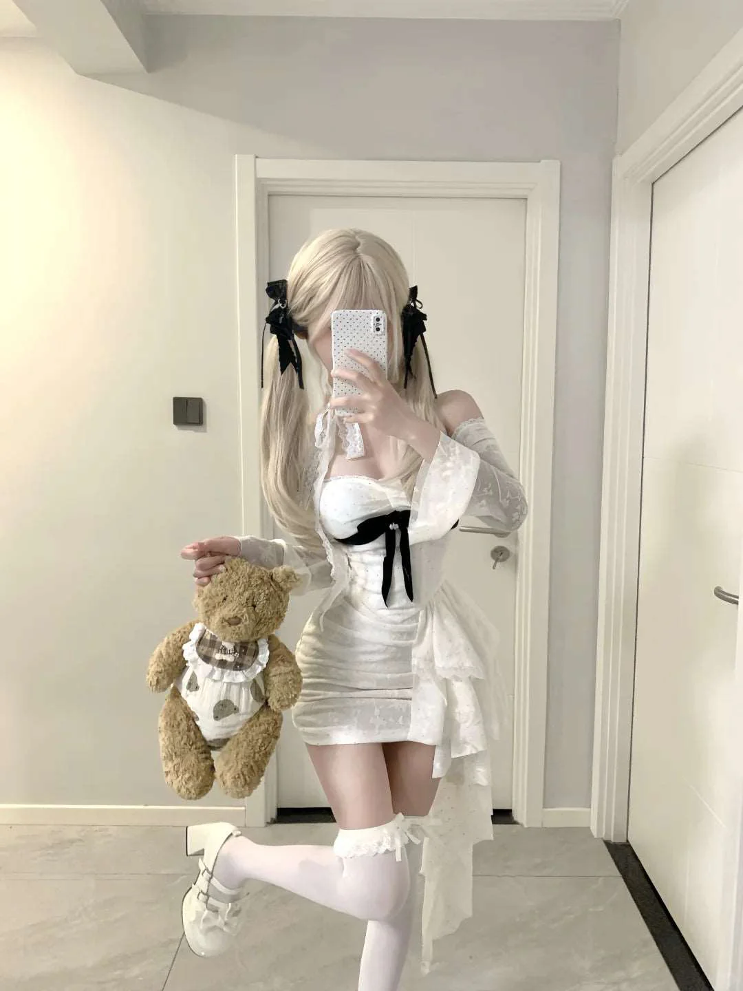 Acacia Heart Hunter Black Bow White Dress - Image 7