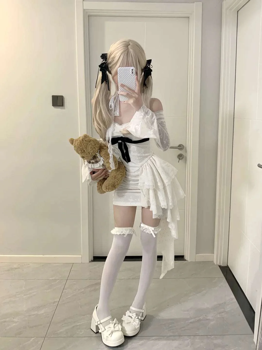 Acacia Heart Hunter Black Bow White Dress - Image 8