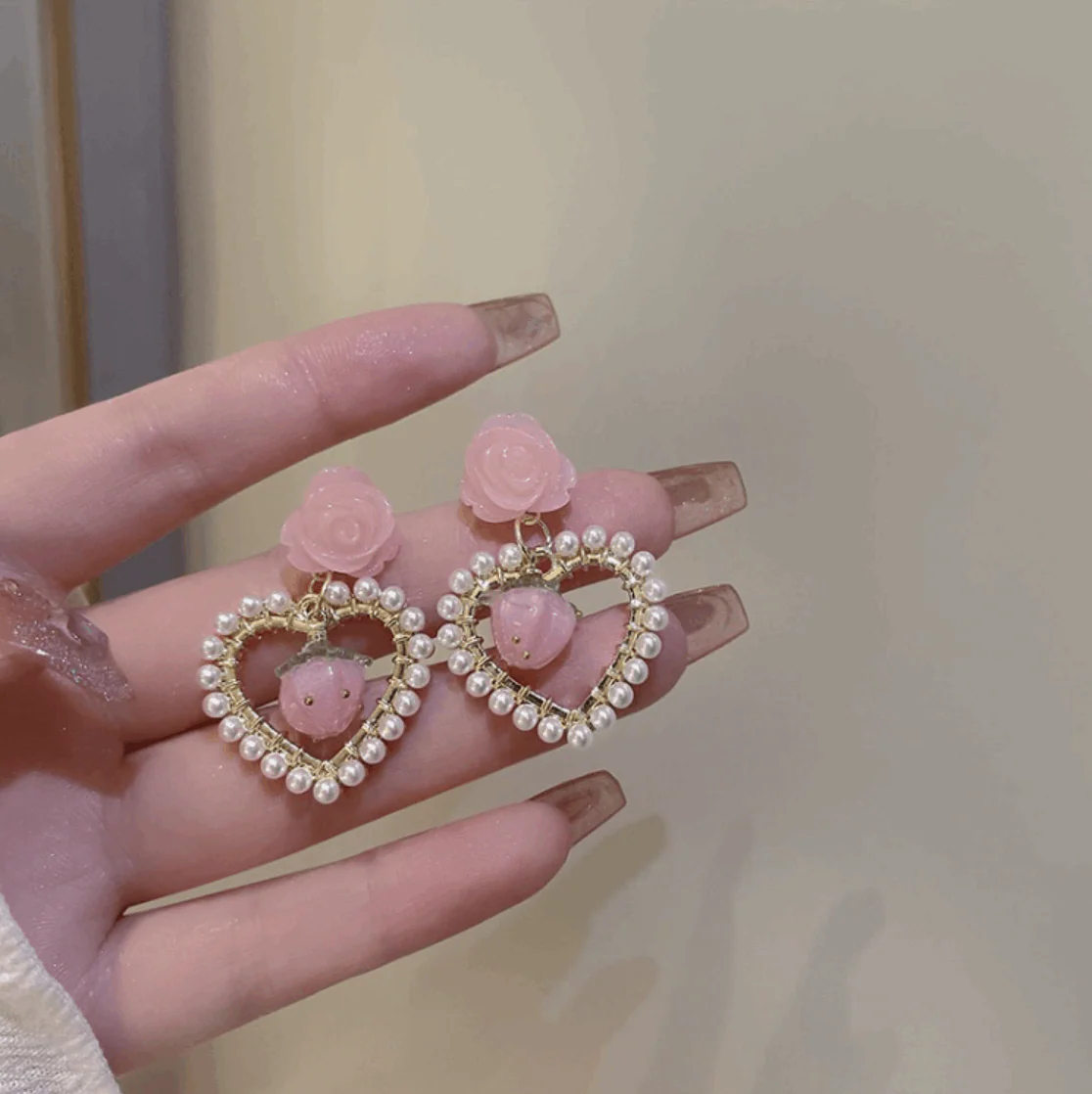 Beautiful Rose Strawberry Pearl Earrings - Image 8