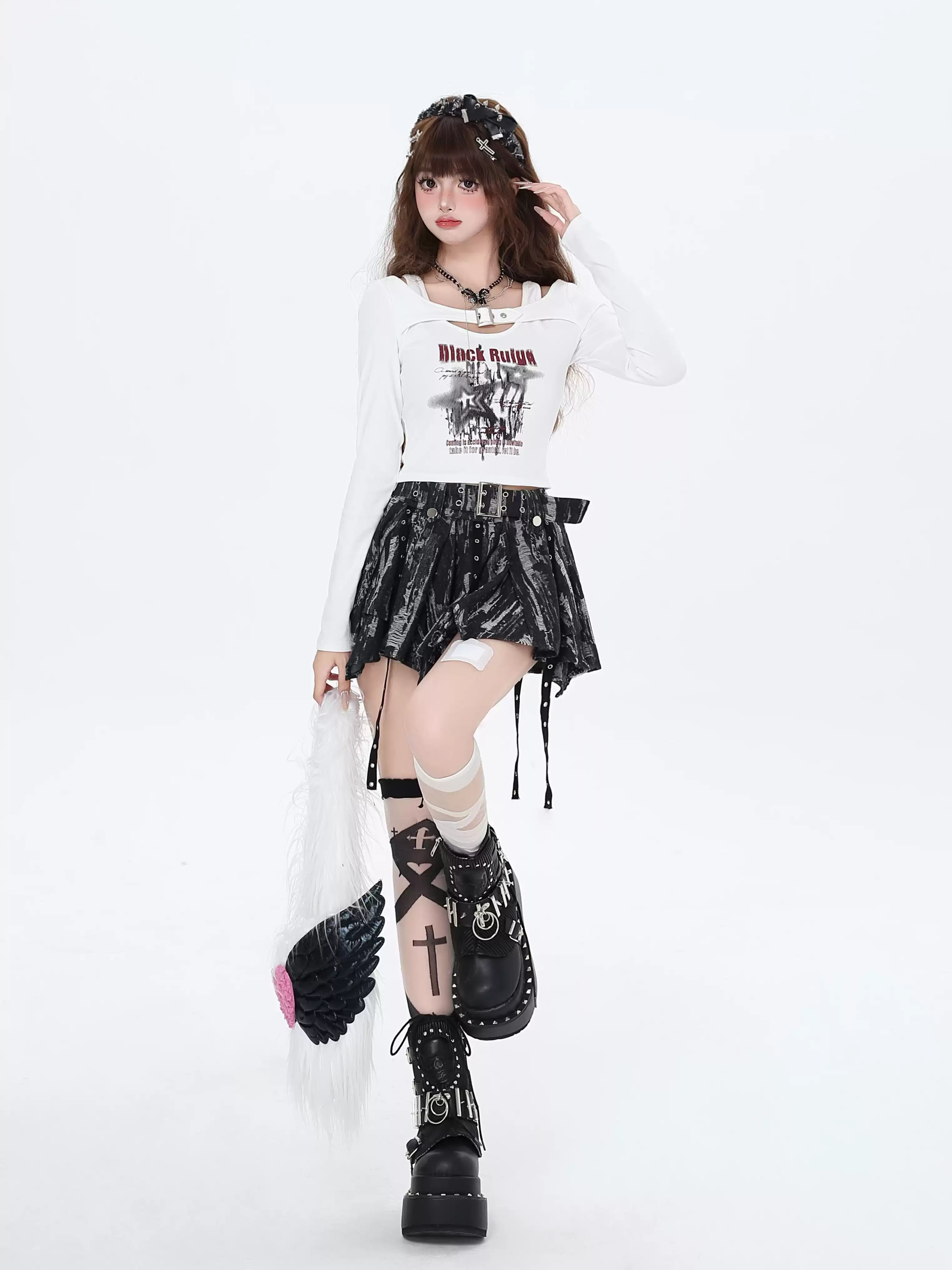 Crazy Girl Black Star Graffiti Black White Shirt Top - Image 5