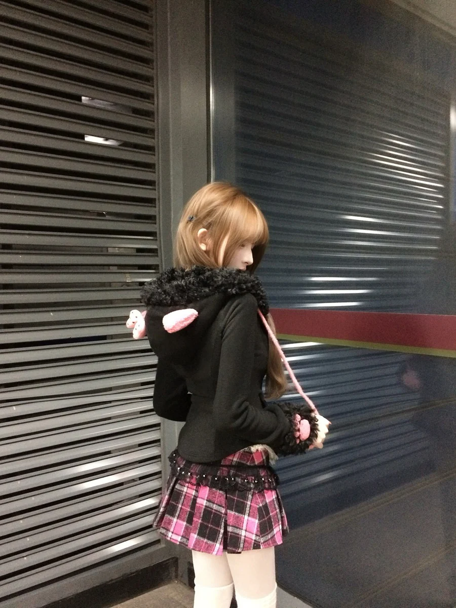 Creamy Cute Rebellious Mimi Black Pink Hoodie Skirt Two Piece Set - Image 6