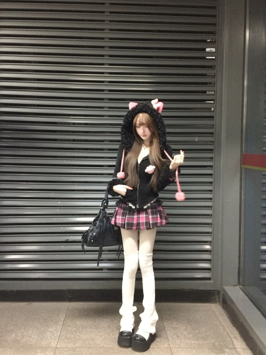 Creamy Cute Rebellious Mimi Black Pink Hoodie Skirt Two Piece Set - Image 9