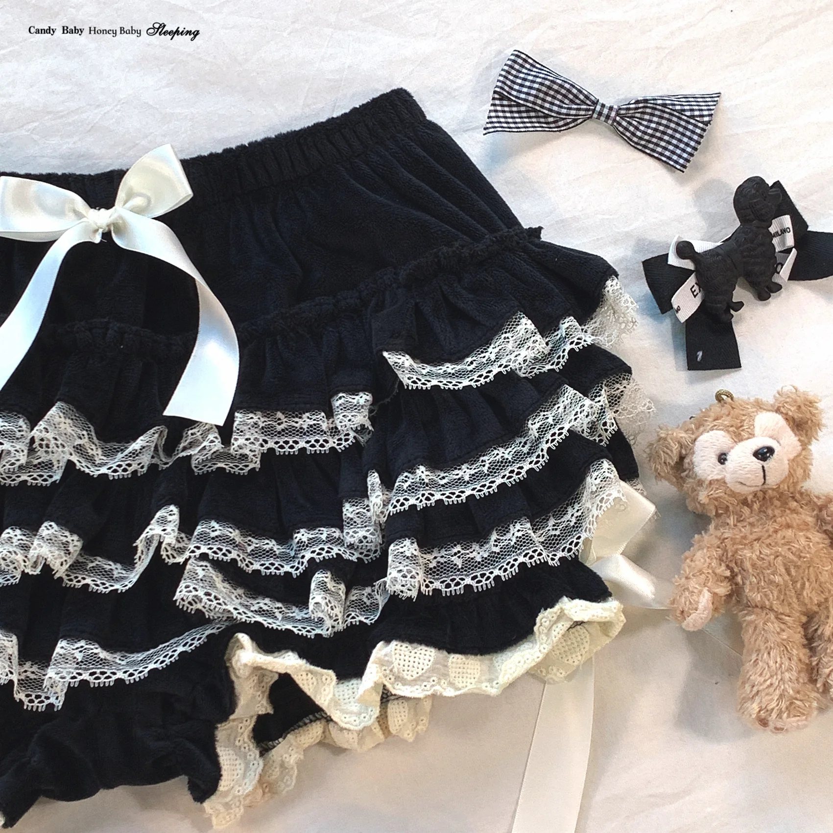 Dormir Doll Lolita Winter Velvet Lace Ruffled Black Brown Cream Bloomers Shorts - Image 6