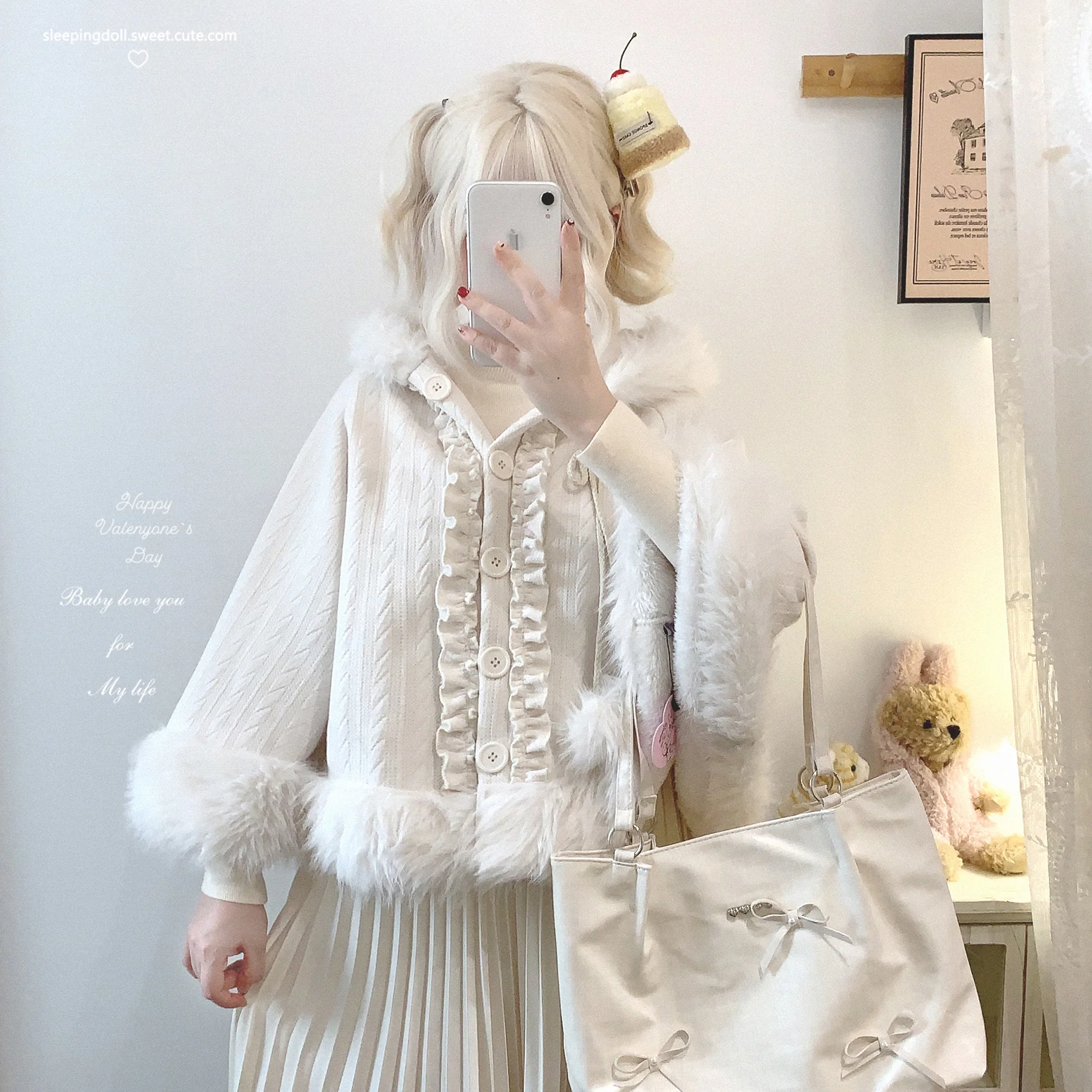 Dormir Doll Sweet Tea Brown Gray White Beige Fur Cape - Image 4
