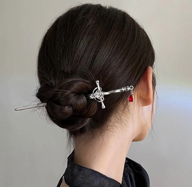 Fantasy Gothic Ancient Sword Girl Silver Red Metal Hairpin Clip Hair Accessories - Image 3