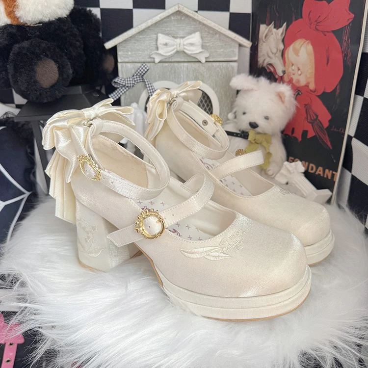 Floating Dream Lily of the Valley Mid Heels Shoes - Image 12