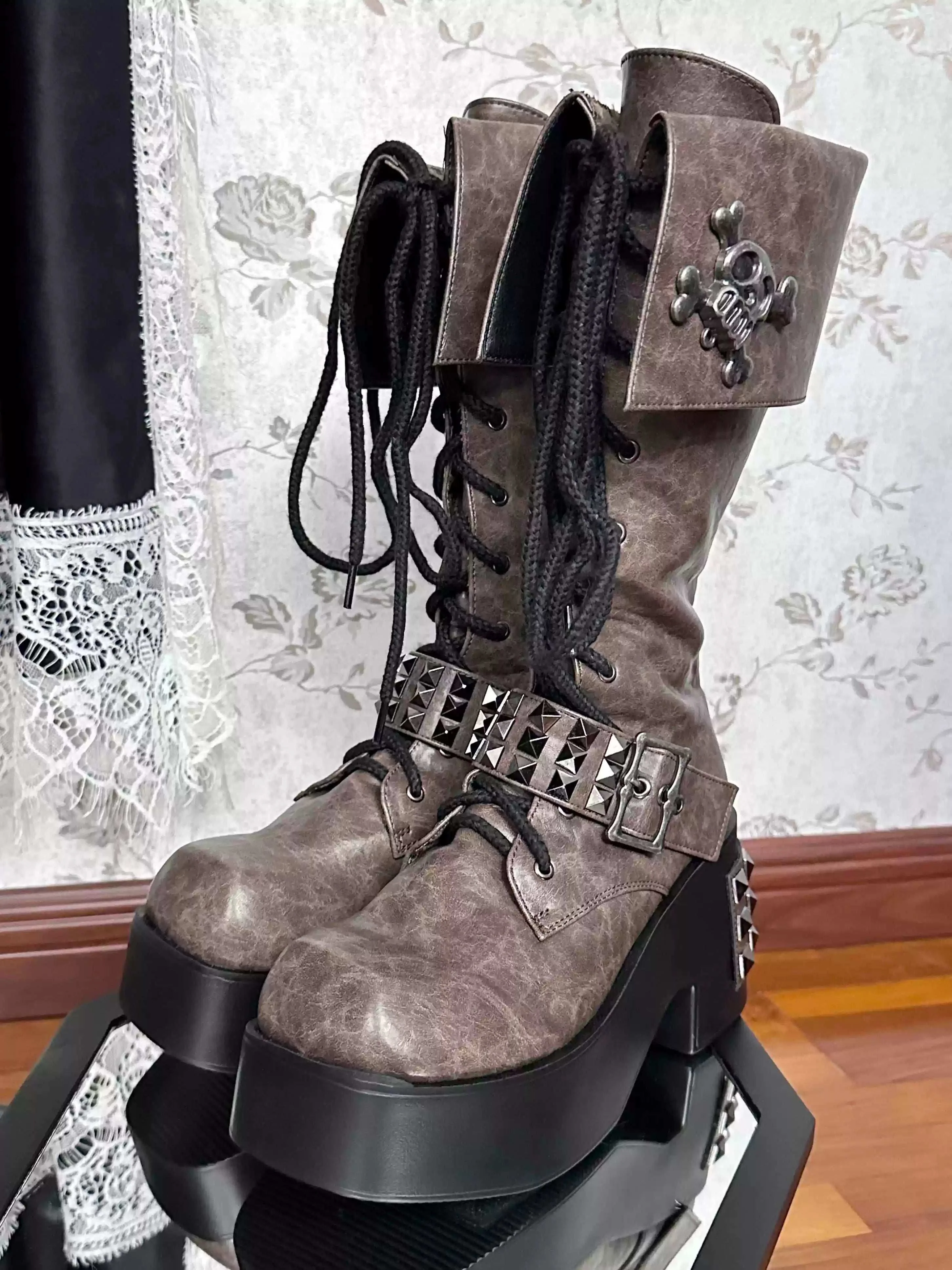 Gururu Sirenia Skull Brown Black Boots - Image 2