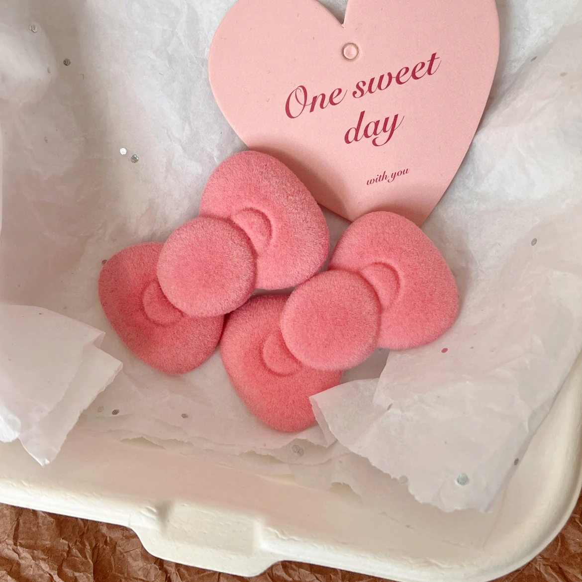 Pink Red Velvet Kitty Bow Hair Clips - Image 4