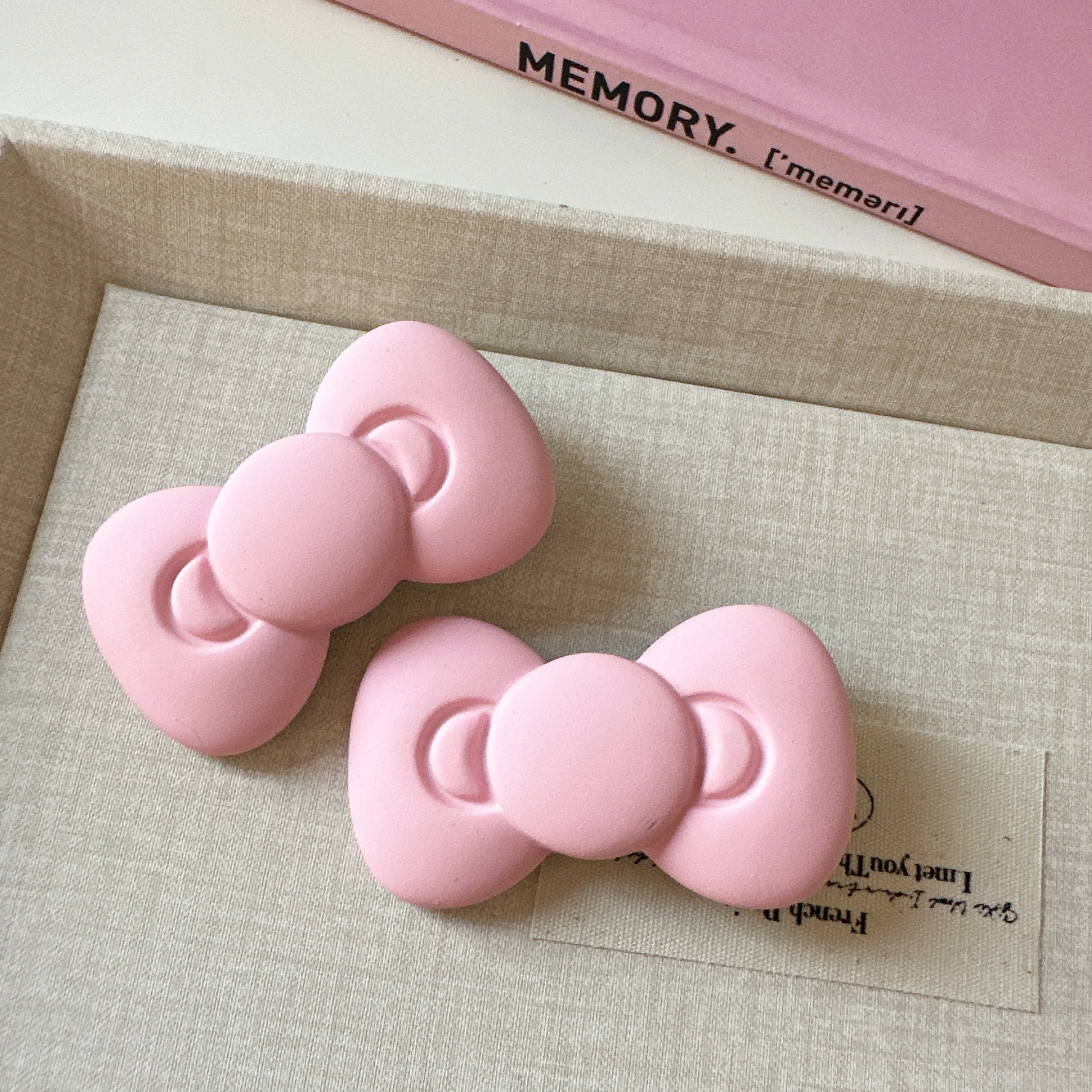 Pink Red Velvet Kitty Bow Hair Clips - Image 8