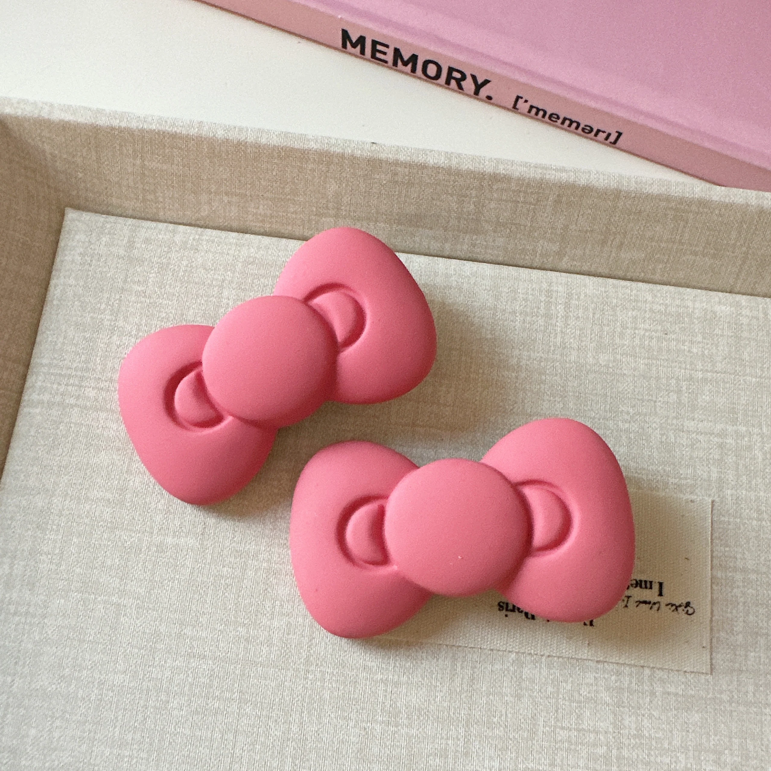 Pink Red Velvet Kitty Bow Hair Clips - Image 9