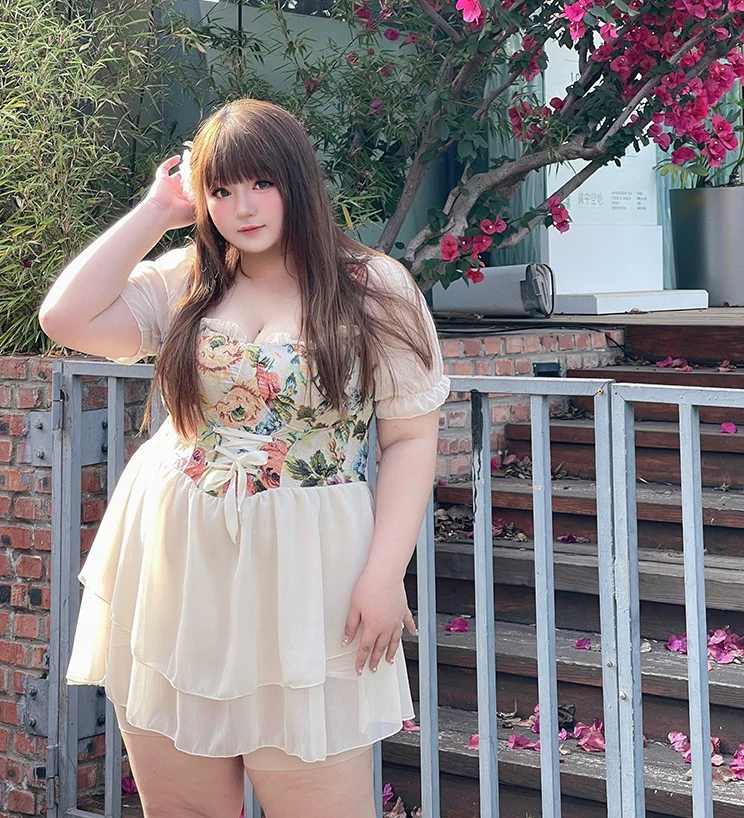 Plus Size Roca Retro Floral One Piece Puff Sleeve Swimsuit - Image 3