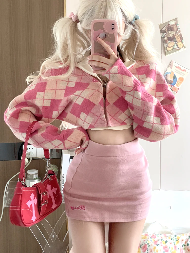 Serendipity Autumn Pink Argyle Jacket & Cream Halter Neck Top & Mini Skirt Three Piece Set - Image 8