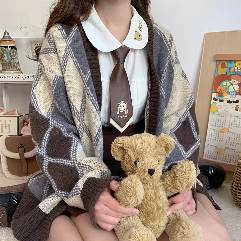 Rhombus Diamond Pattern Brown Cozy Autumn Winter Knit Cardigan - Image 3