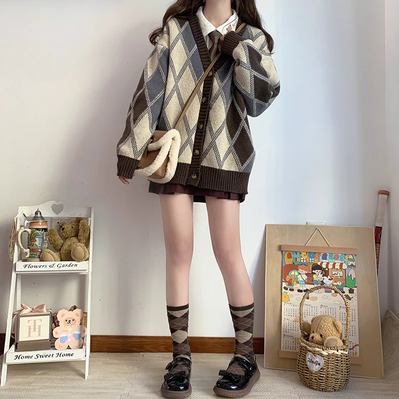 Rhombus Diamond Pattern Brown Cozy Autumn Winter Knit Cardigan - Image 8