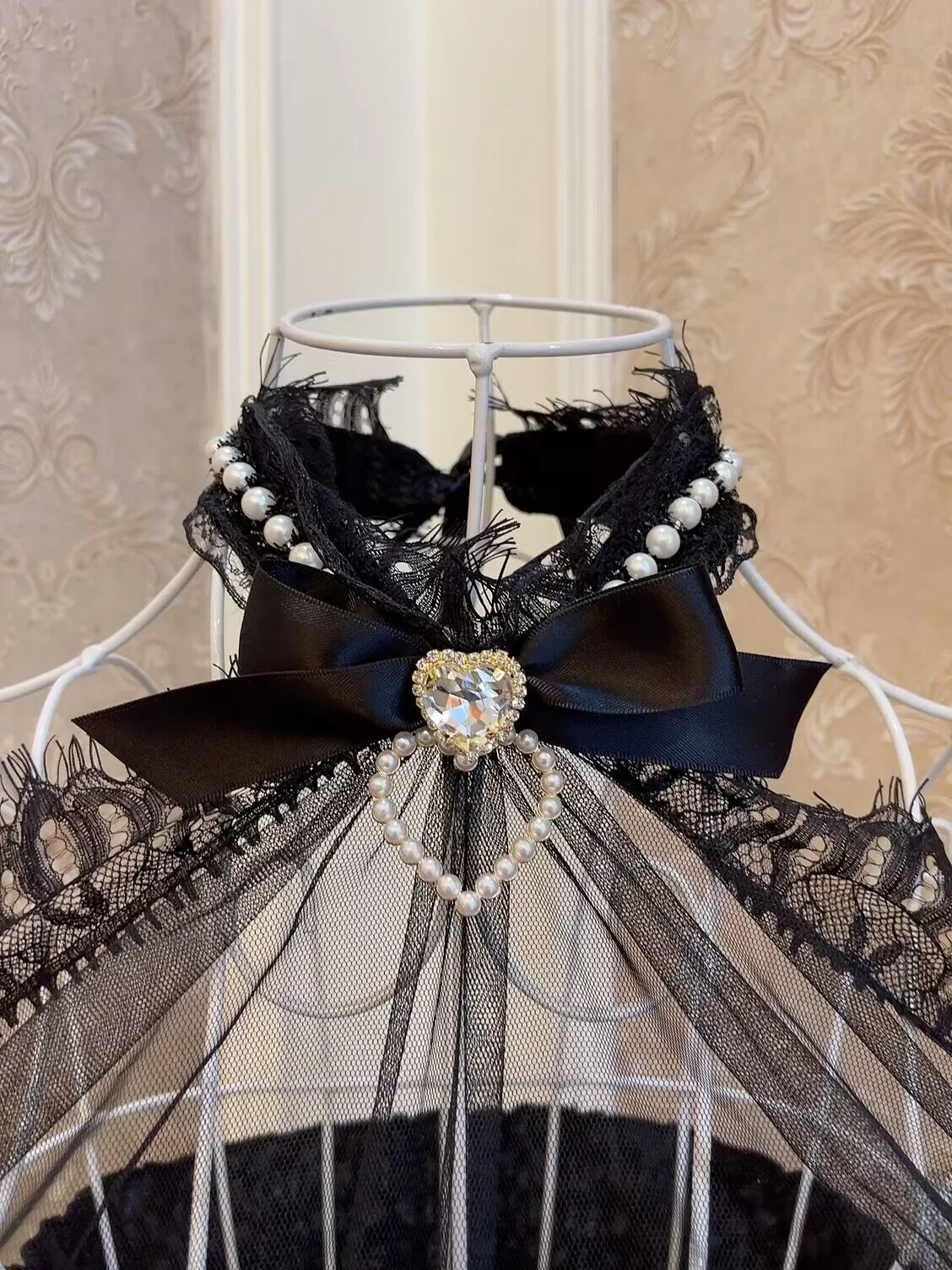 Sweetheart Princess Lace Girly Black White Halter Neck Bandeau Top - Image 9