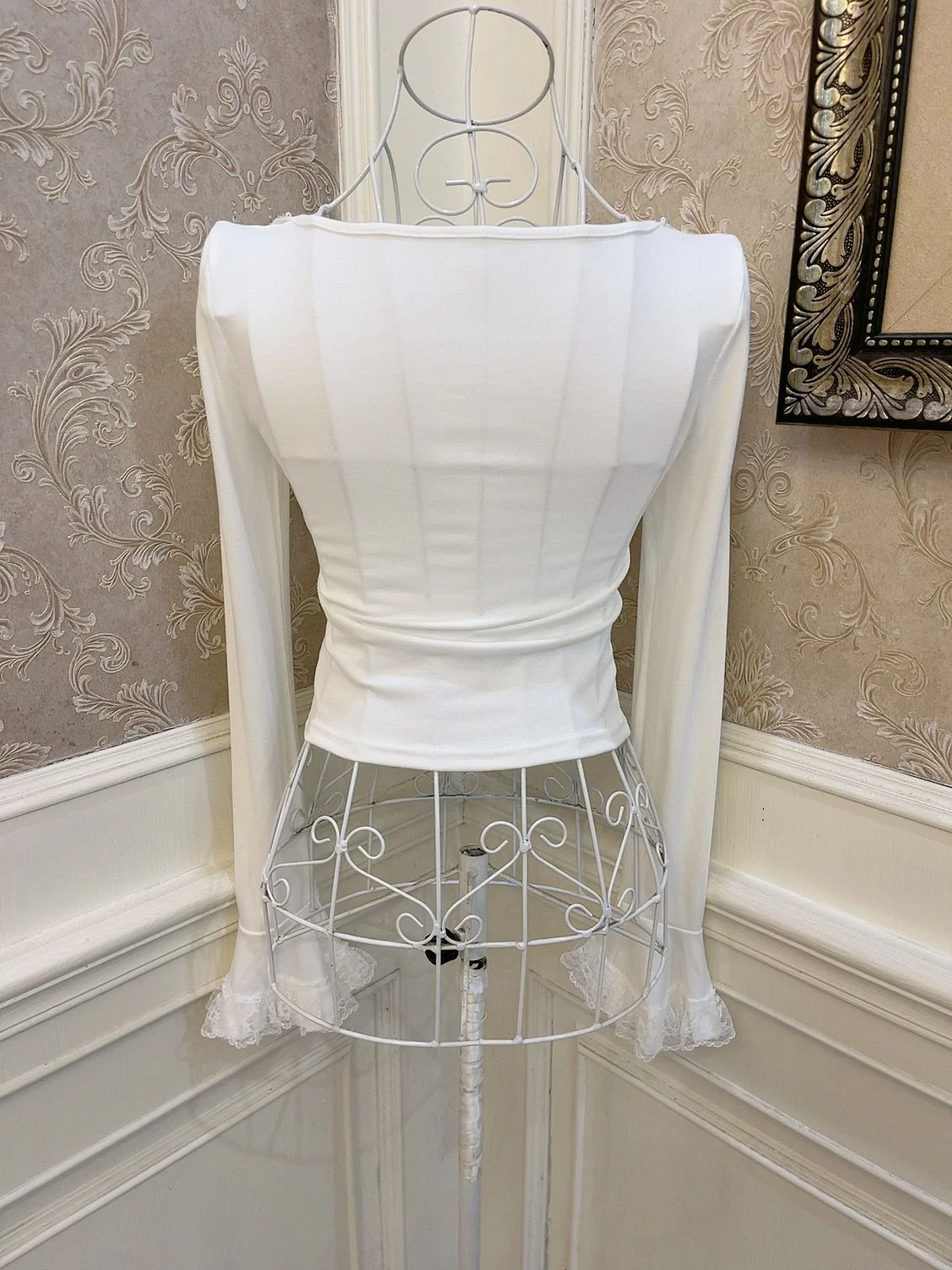 Sweetheart Princess Luxurious Beads White Black Blue Top - Image 3