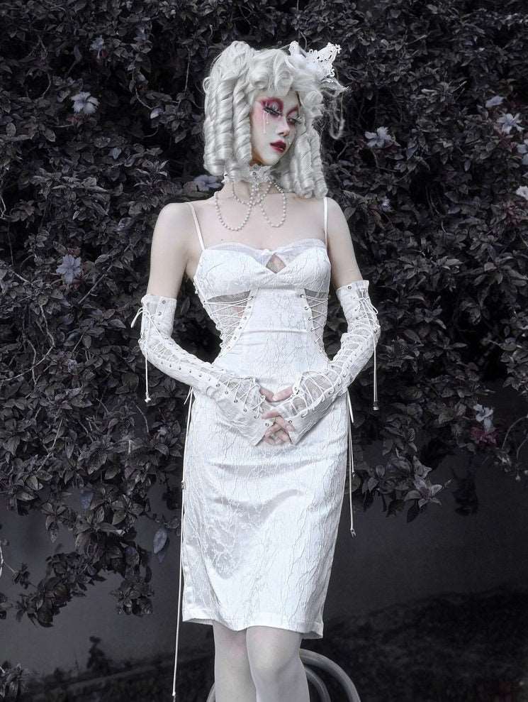 Blood Supply The White Doll Goth Jacquard Lace Fitted Dress - Image 4