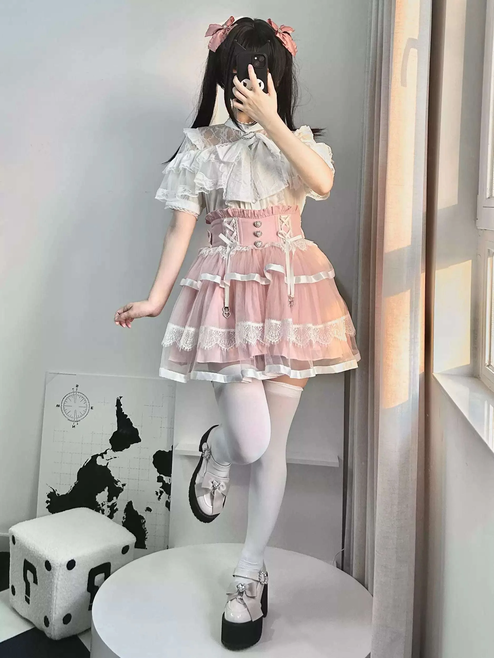 Virtual Paradise Lace Mesh Skirt - Image 2