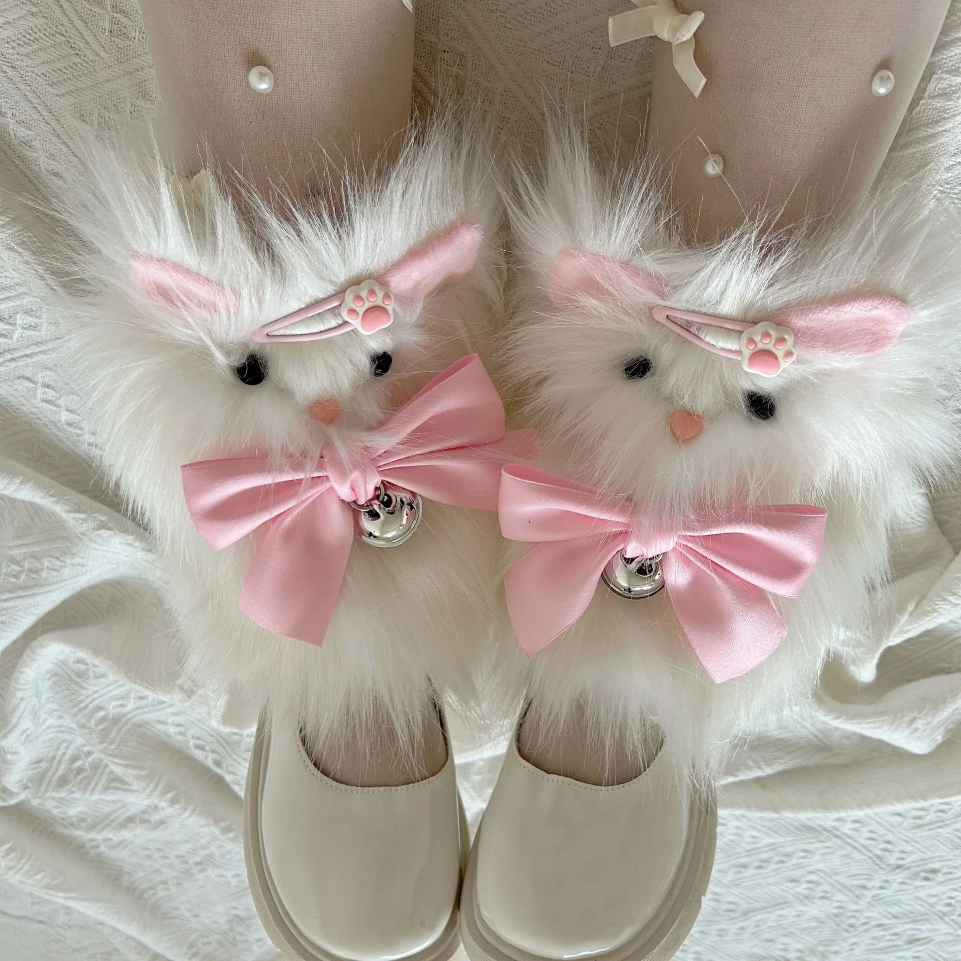 Y2K White Cat Furry Fur Leg Warmers & Bag - Image 3