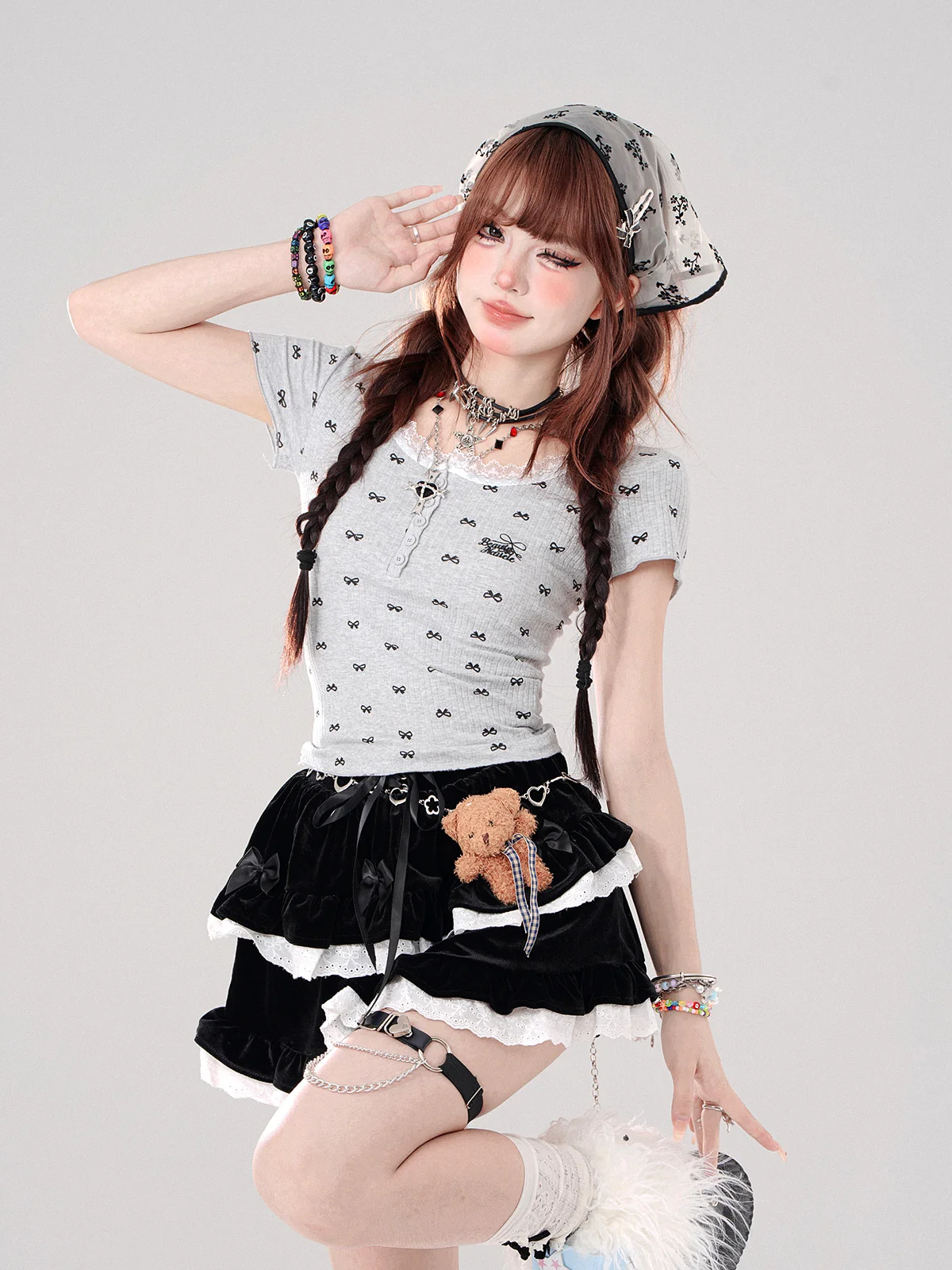 Young Eyes Ballet Overture Bow Gray & White Top - Image 4