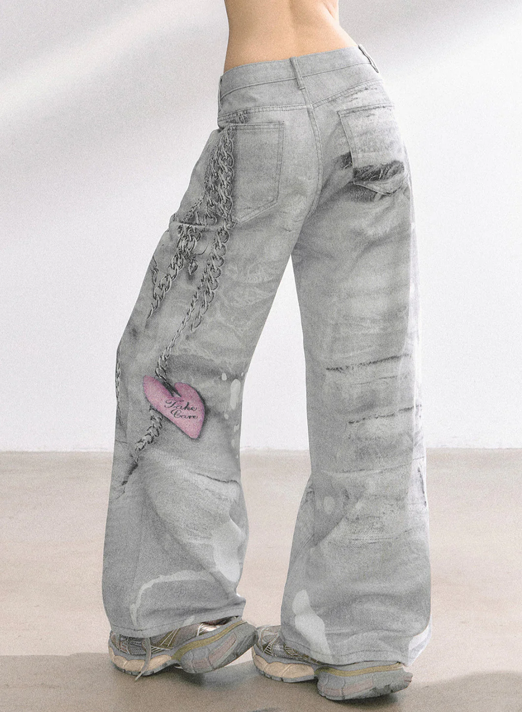 Young Eyes Long Legs Star Player Gray Baggy Jeans - Image 3