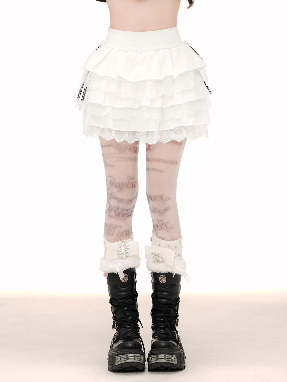 Young Eyes Muse Cake Lace White Black Short Skirt - Image 4